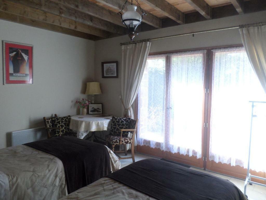 La Chevallerie B&B Isigny-le-Buat 外观 照片